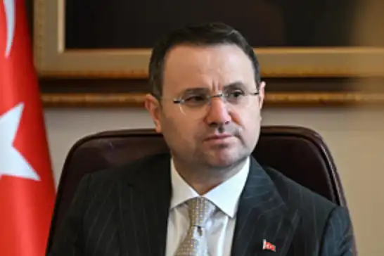 Bakan Gürlek: Suça sürüklenen çocuk yerine adli süreçteki çocuk kavramı kullanılacak