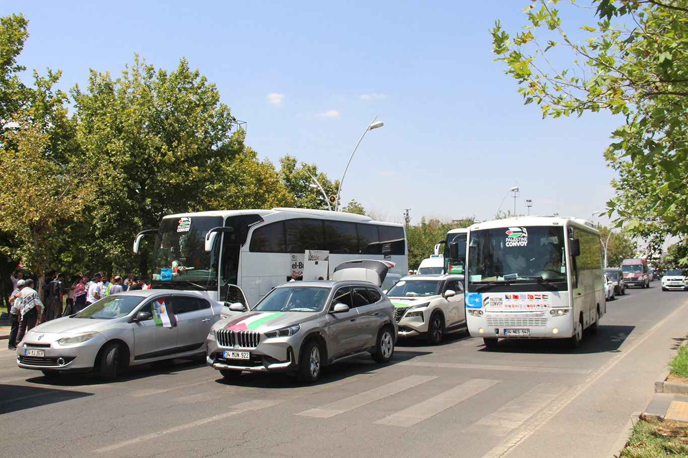 Filistin Konvoyu Diyarbakır’dan Mardin’e uğurlandı