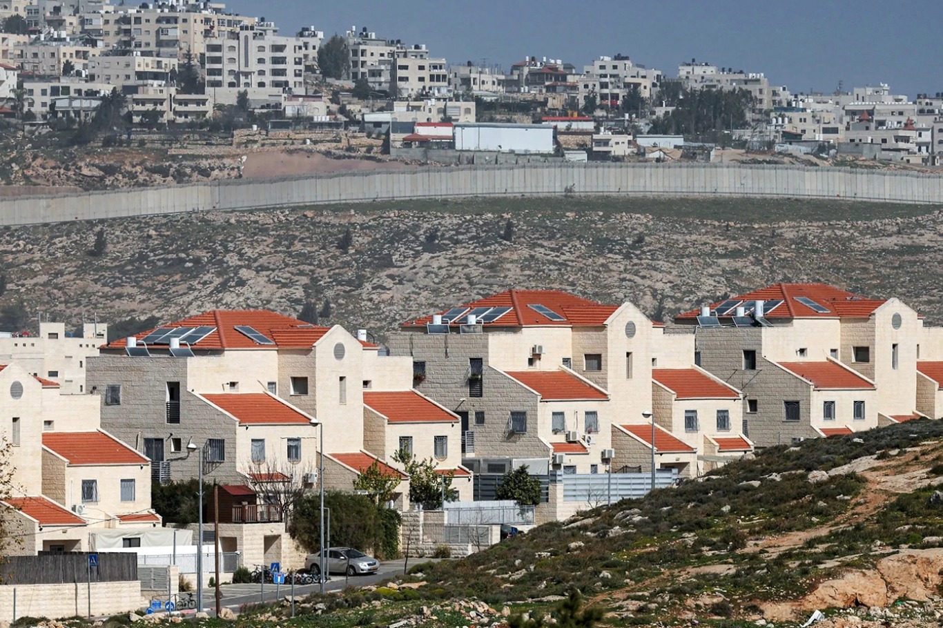 الاحتلال يطرح مناقصة لبناء 627 وحدة استيطانية جديدة شمال القدس