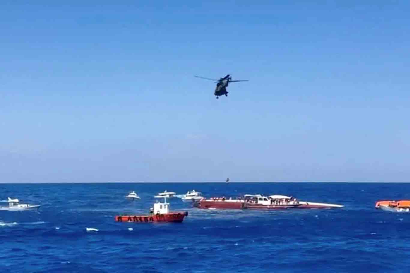 Girne'deki feribot faciasında 3'üncü gün: Kayıpları arama çalışmaları sürüyor