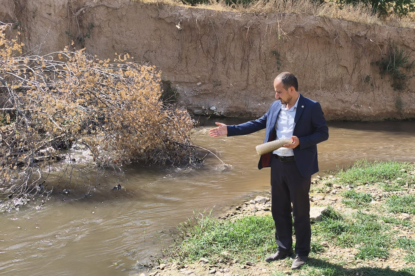 HÜDA PAR Nizip İlçe Başkanı Çakar: Nizip Çayı'nda zehir akmaya devam ediyor