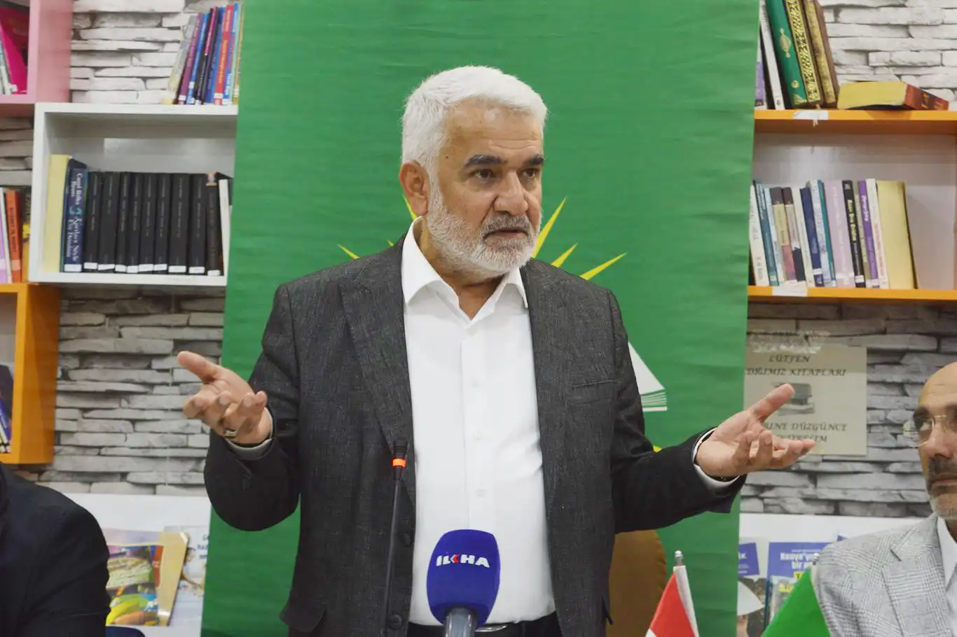 Yapıcıoğlu: Siyaset millete hizmet ve Allah’ın rızasını kazanma aracıdır
