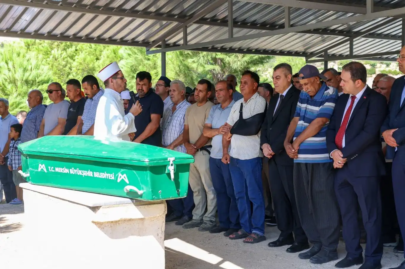 Mersinli Hüseyin Özdemir toprağa verildi