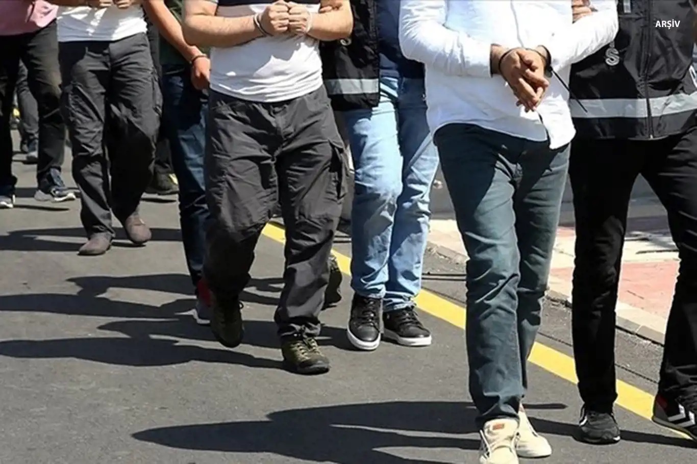 Sivas’ta uyuşturucu operasyonlarında 76 şüpheli yakalandı