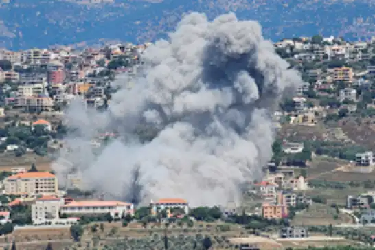 İşgal rejimi Lübnan'ın güneyini bombaladı