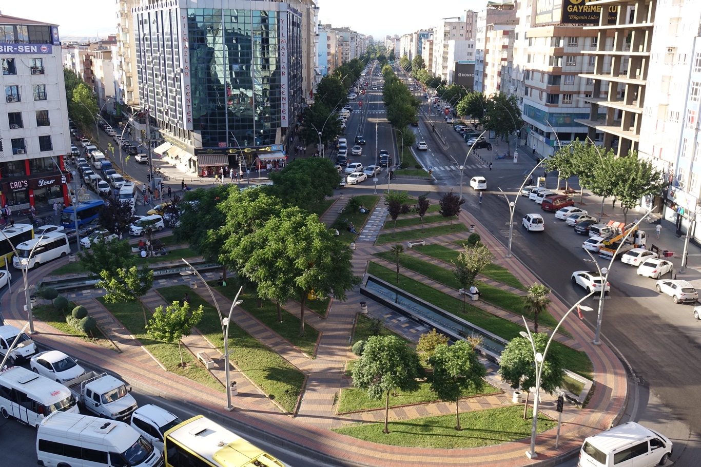 Uzman sürüş eğitmeni Taşkın'dan okul telaşı uyarısı: Trafiğe çıkarken bunlara dikkat edin