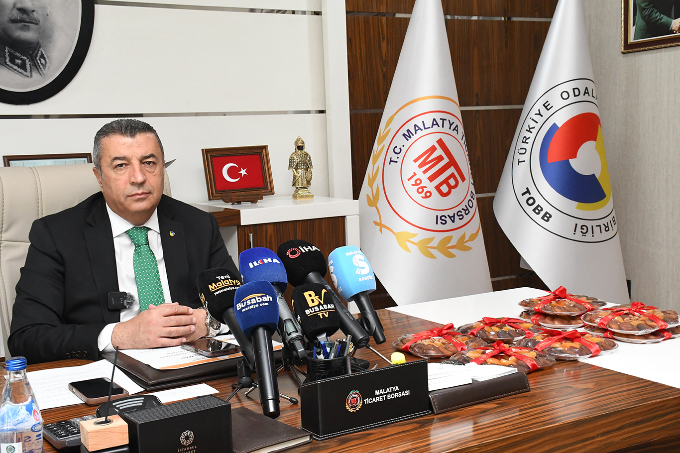 Malatya Ticaret Borsası'ndan TEKNOFEST'e kayısı ikramı