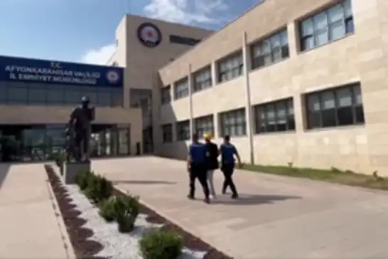 Afyonkarahisar’da 16 yıl 6 ay hapis cezasıyla aranan şahıs yakalandı