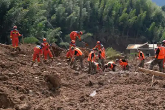 Çin'in Jiangxi eyaletinde heyelanlar: Ölü sayısı 16'ya yükseldi