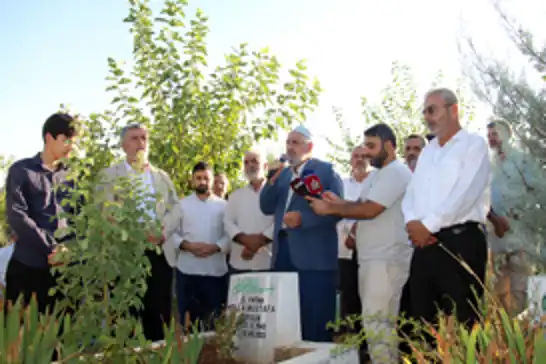 مەلا مستەفا دورگون لە سەر گۆڕەکەی یاد کرا