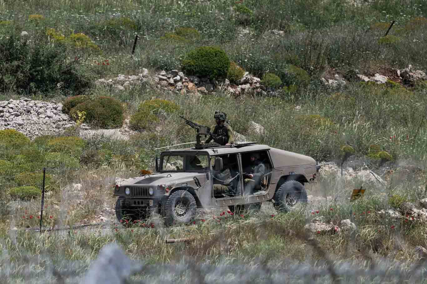 الاحتلال الصهيوني يواصل استفزازاته في سوريا.. قصف أراضٍ زراعية في بيت جن