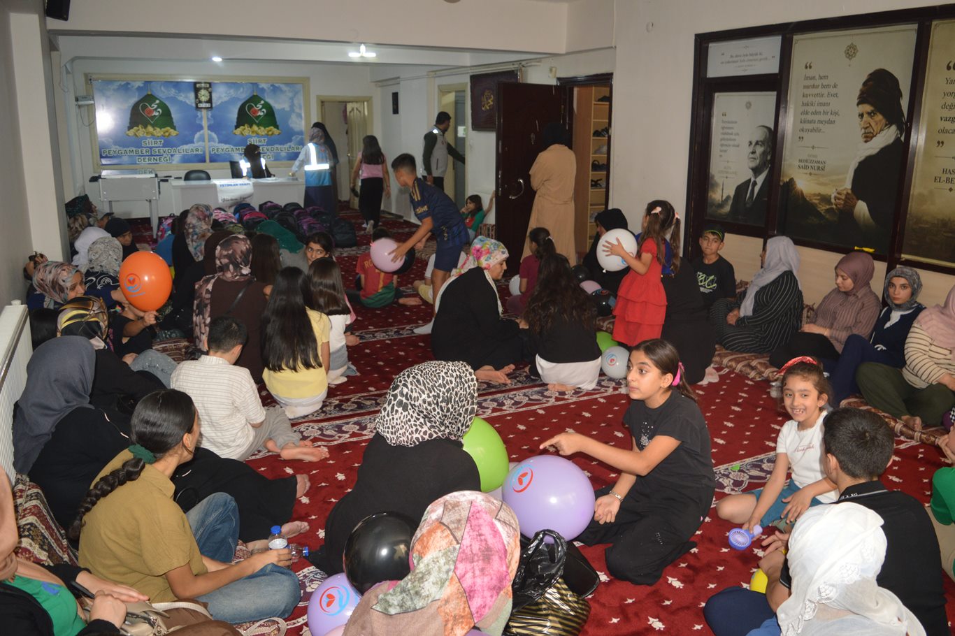 Siirt’te 120 yetim çocuğun eğitim sevincine hayırsever desteği