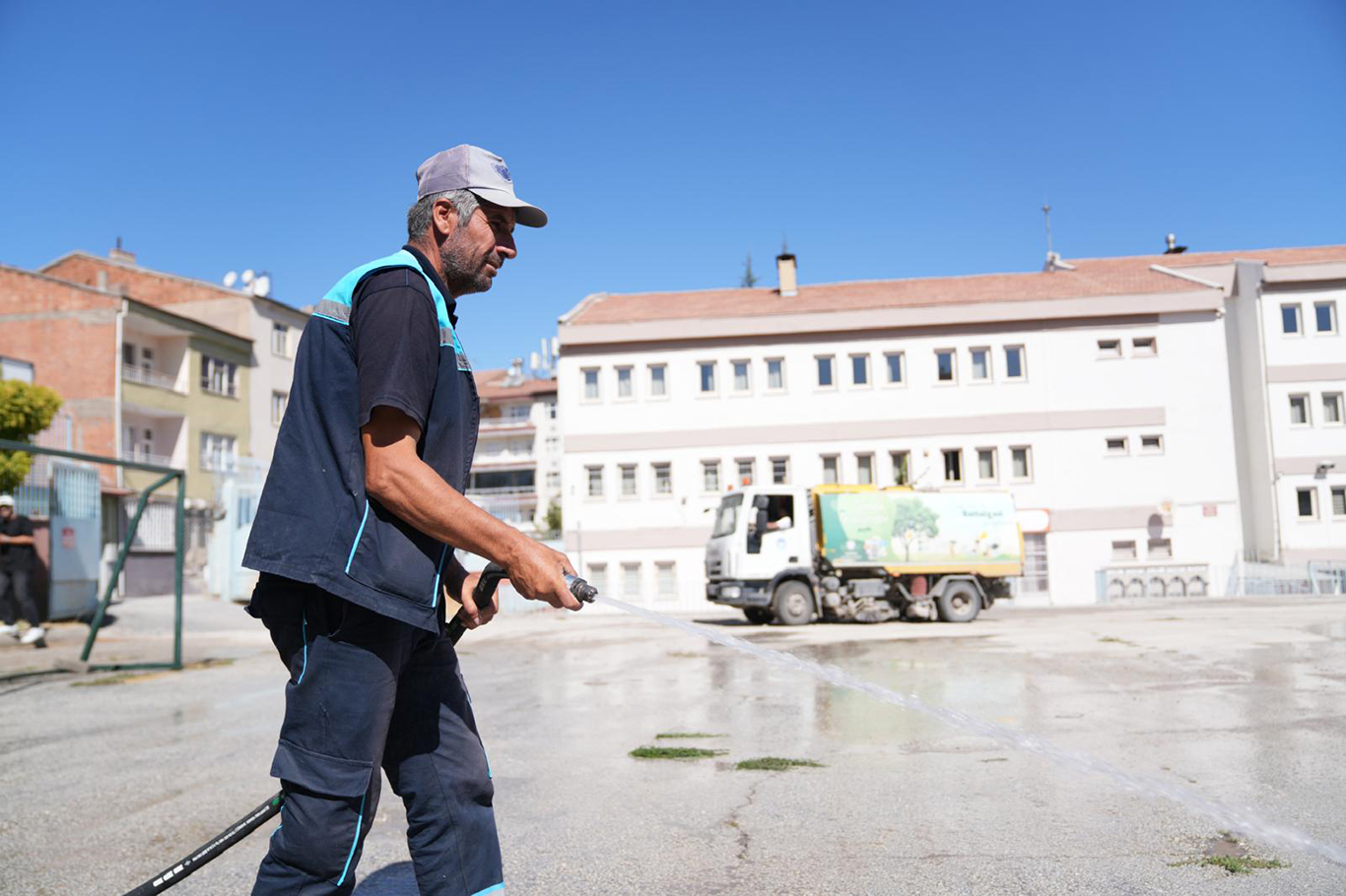 Battalgazi Belediyesi okulları yeni eğitim dönemine hazırladı