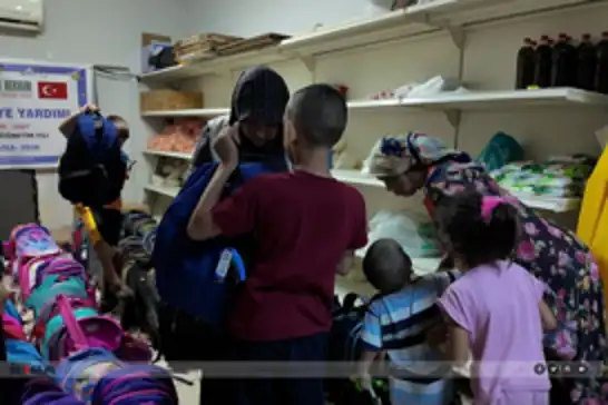 Hope Caravan distributes school supplies to orphan and needy students in Adana