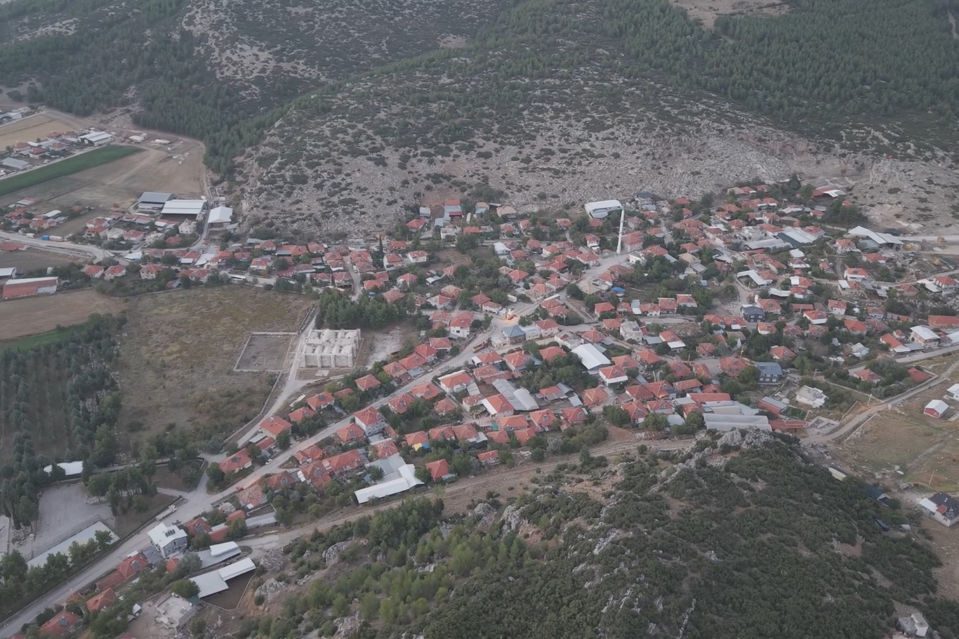 Köy Üniversitesi ile akademik bilgi tarlaya, ahıra ve sofraya ulaşıyor