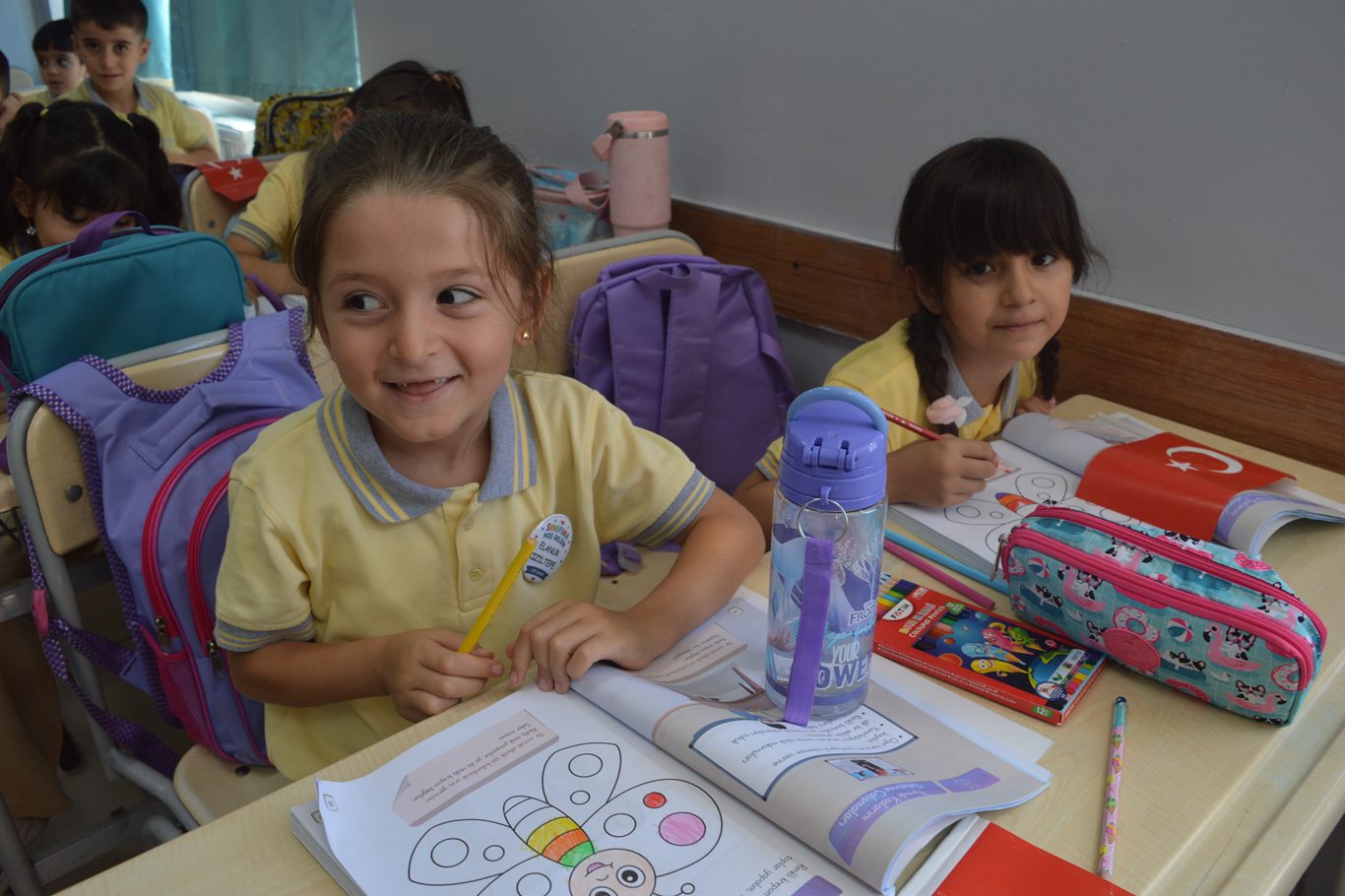Siirt’te yeni eğitim öğretim yılının ilk gününde okul heyecanı