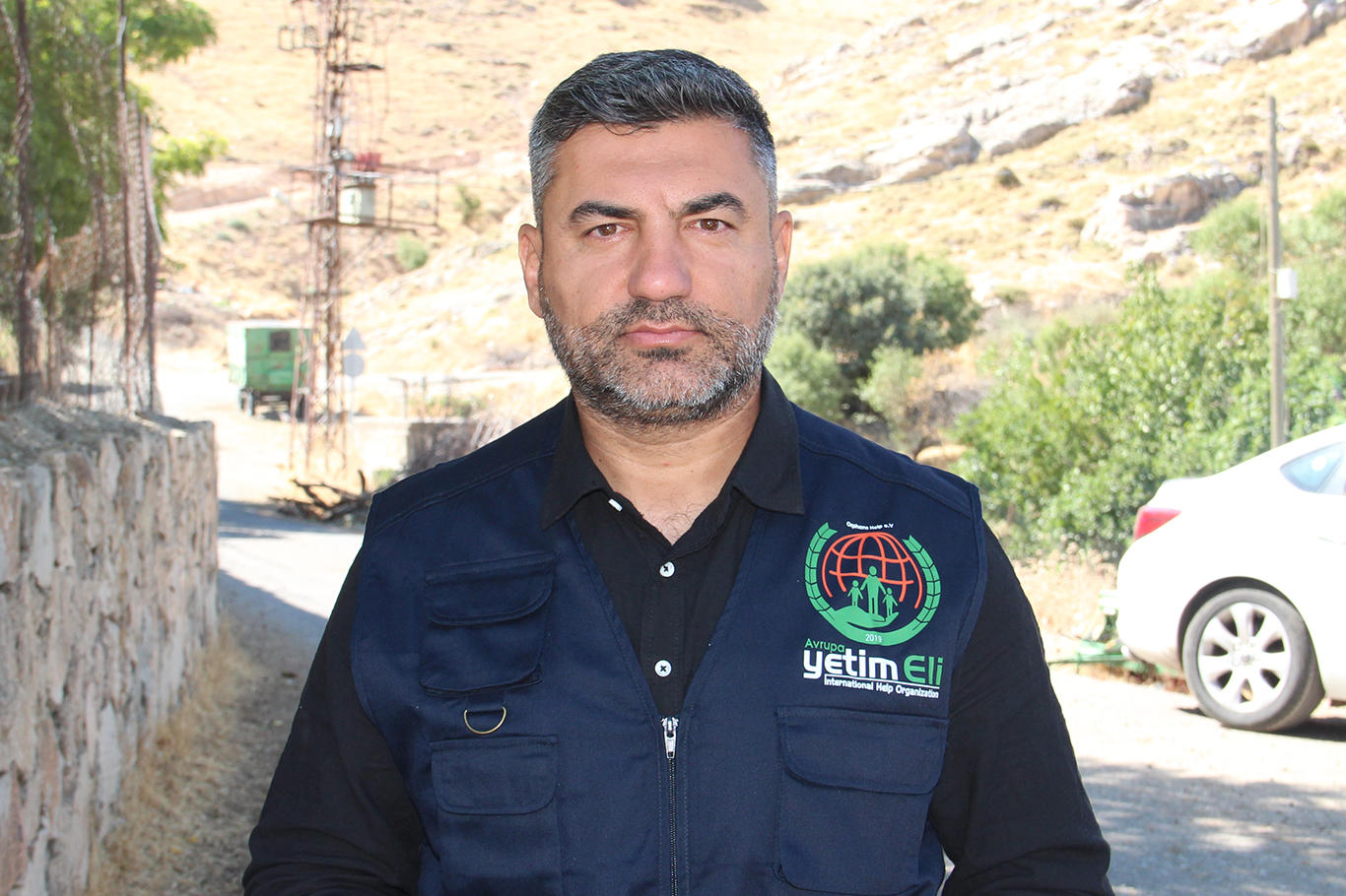 Avrupa Yetim Eli'nden Batman'da ihtiyaç sahibi öğrencilere kırtasiye desteği