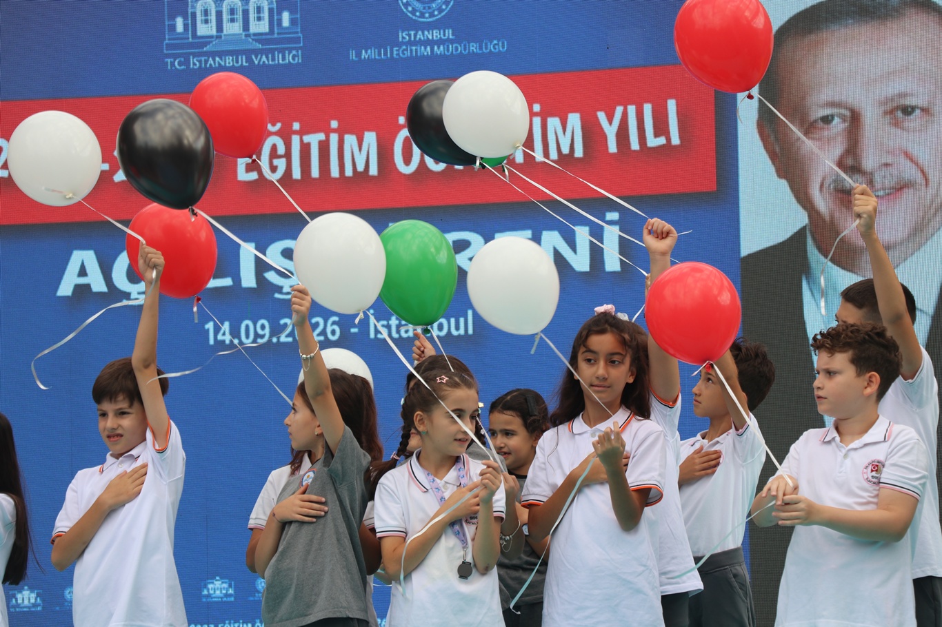 Vali Gül açıkladı: Son 10yılda ikili eğitim oranı yüzde 80'den yüzde 18'e düşürüldü