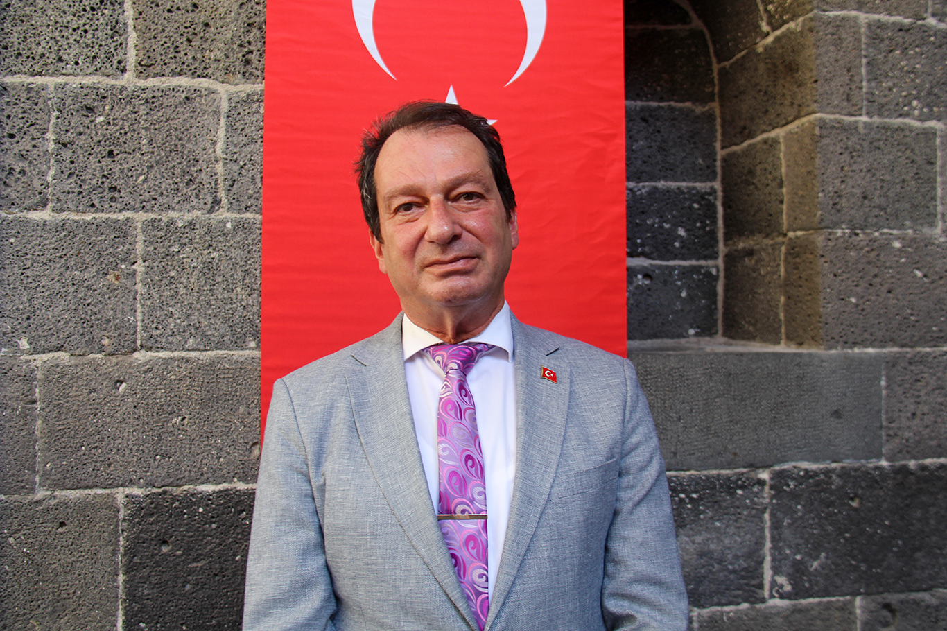 Diyarbakır'da Gazze'nin acısı ve direnişini anlatan sergi açıldı