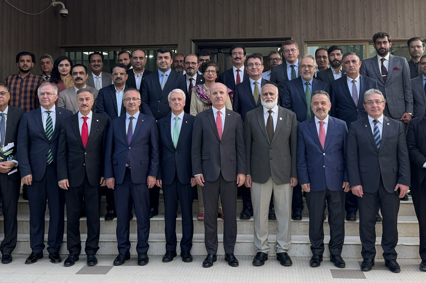 Türkiye-Pakistan yükseköğretim ortaklığında imzalar atıldı
