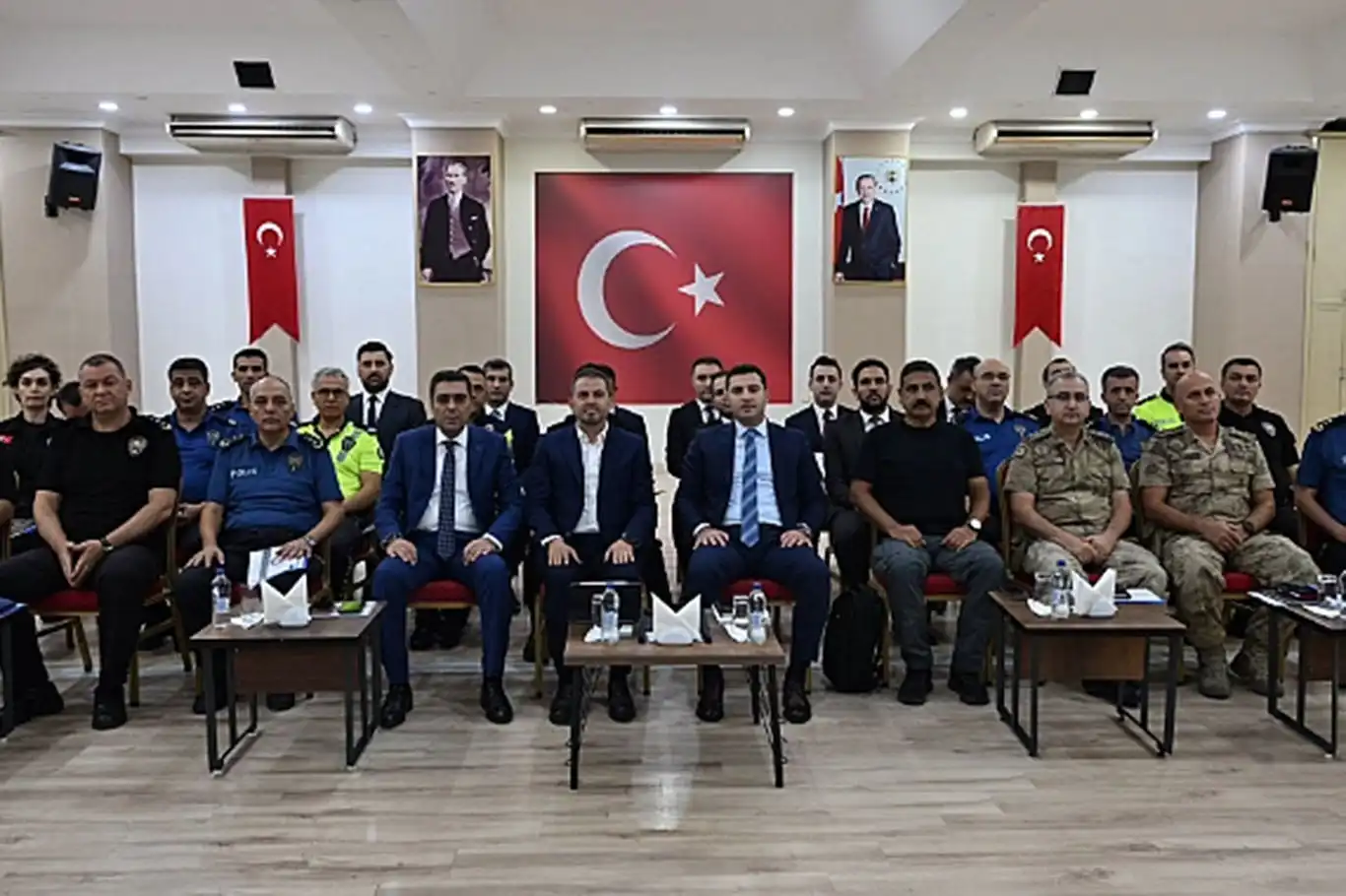 Şanlıurfa'da TEKNOFEST öncesi güvenlik toplantısı düzenlendi