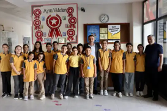 Akçadağ Belediyesinden öğrencilere çanta ve kırtasiye desteği