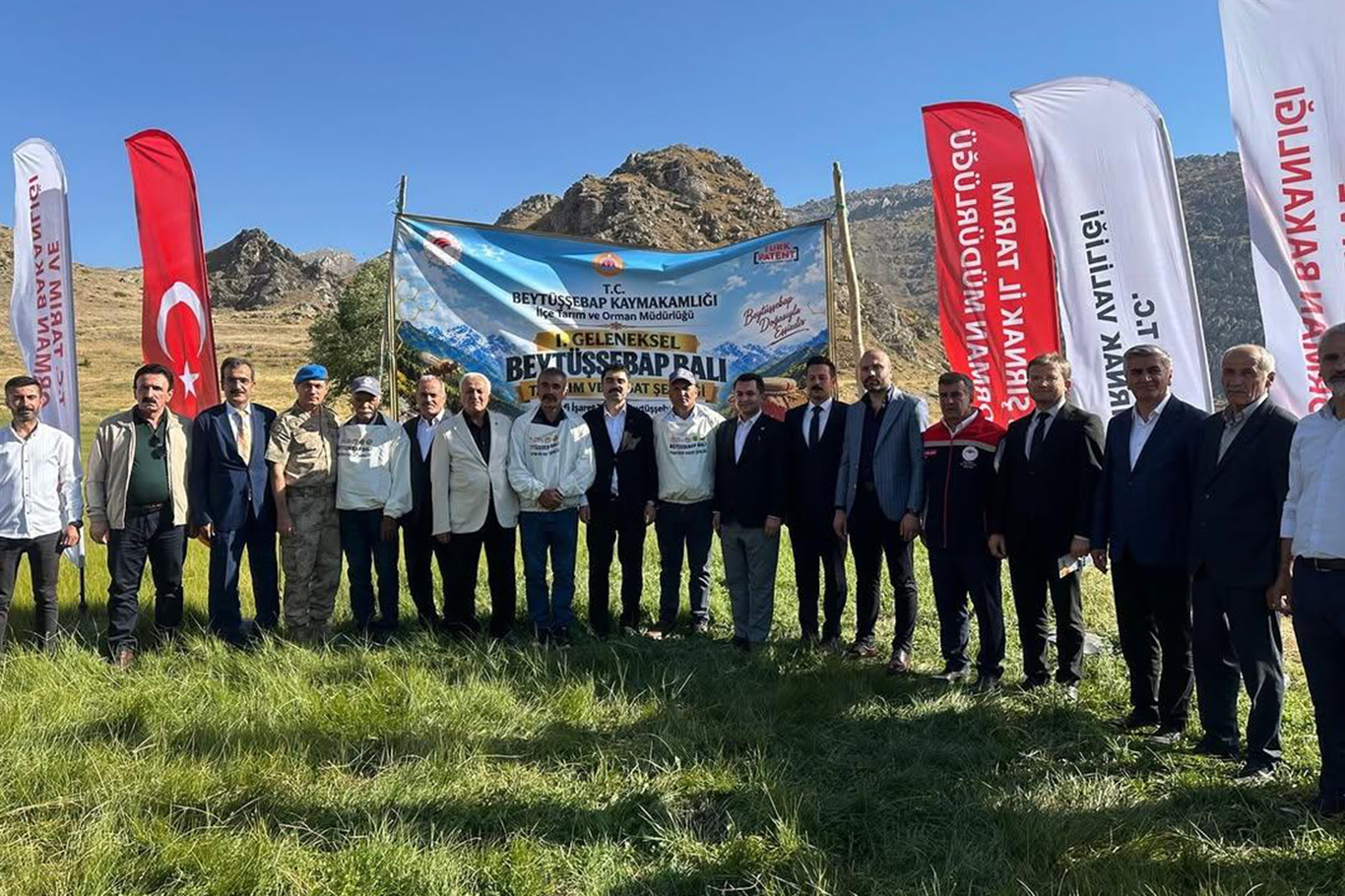 ŞIRNAK'TA "BEYTÜŞŞEBAP BALI TANITIM VE HASAT ŞENLİĞİ" DÜZENLENDİ