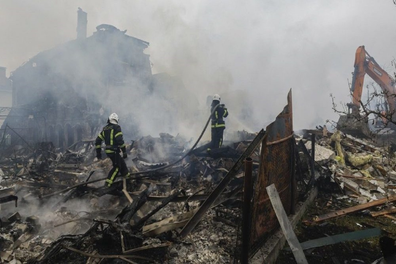 Ukrayna, Rusya'nın gece saldırısında 157 SİHA ve 16 füze kullandığını açıkladı
