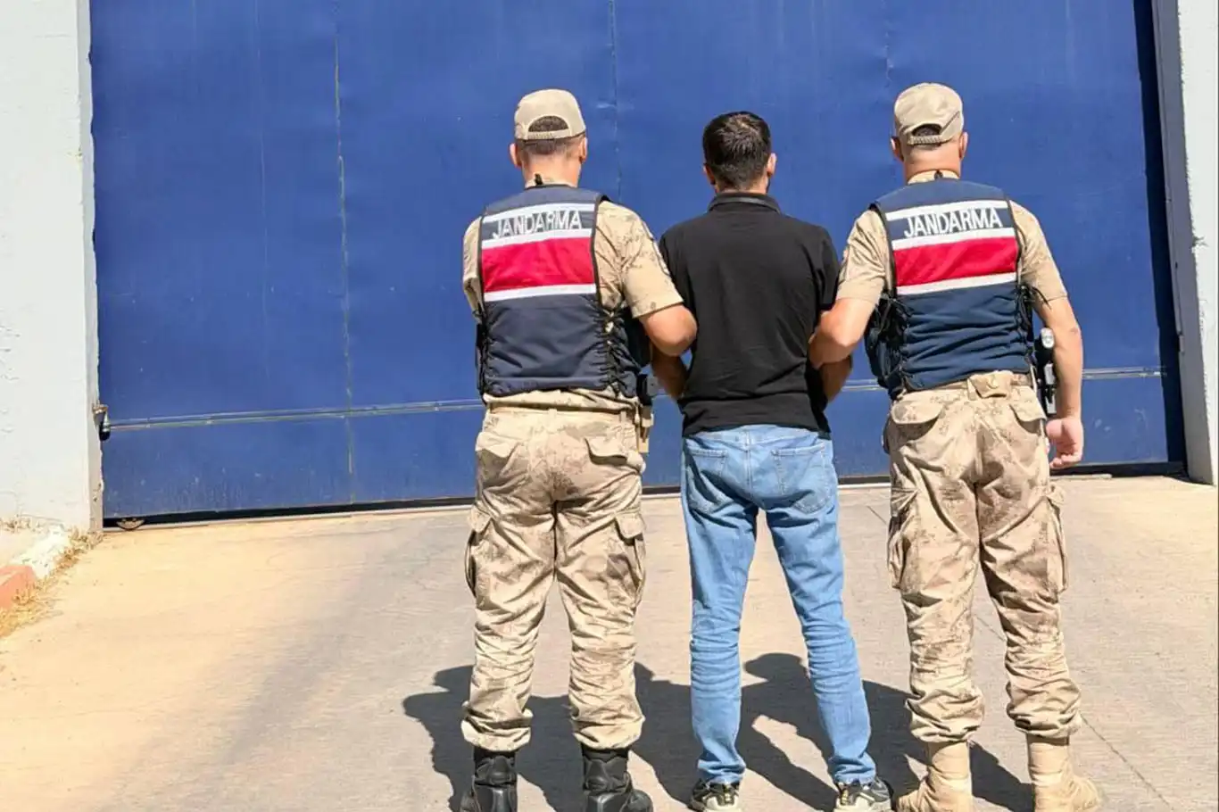 Şanlıurfa'da 22 yıl 8 ay hapis cezası bulunan hükümlü yakalandı