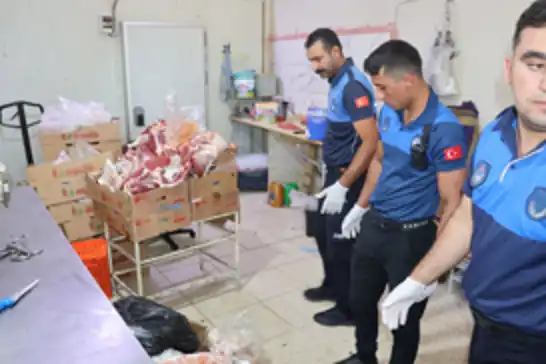 Şanlıurfa'da gıda denetimi: 315 kilo sağlıksız ete el konuldu