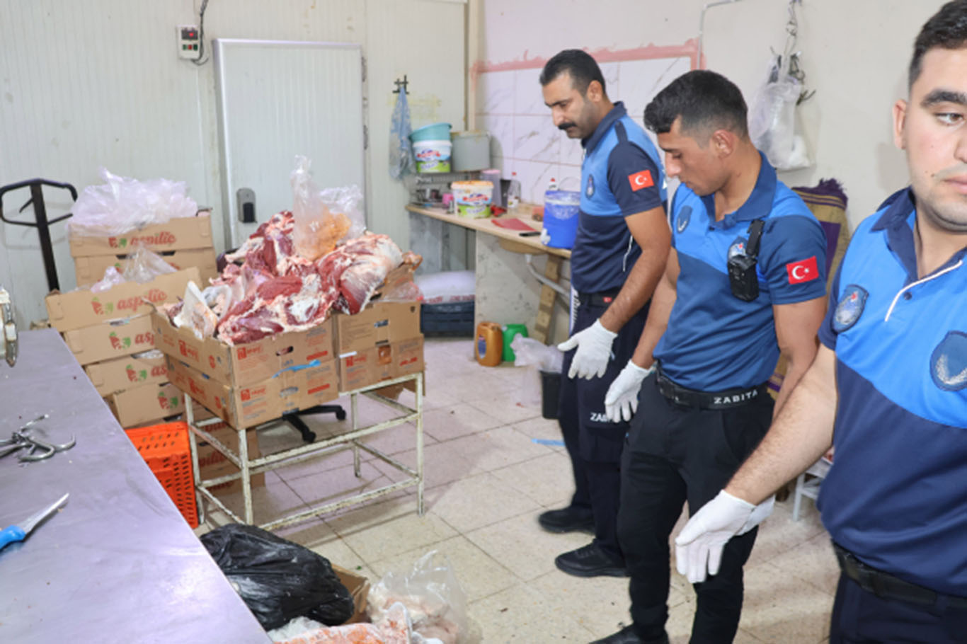 Şanlıurfa'da gıda denetimi: 315 kilogram sağlıksız ete el konuldu