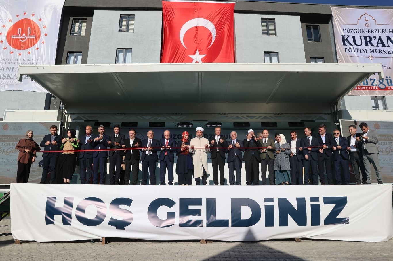 Diyanet İşleri Başkanı Arpaguş, Erzurum'da Kur'an Eğitim Merkezi'nin açılışını yaptı
