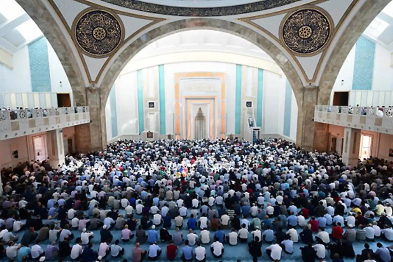 Cuma hutbesi: Ahilik ahlakı