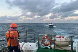 İstanbul'da arızalanan tekne Kıyı Emniyeti ekiplerince kurtarıldı