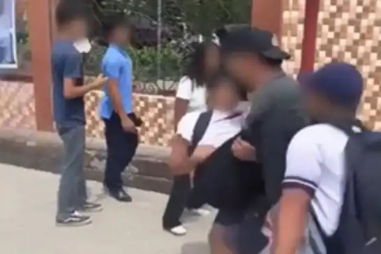 Filipinler'de okula silahlı saldırı: 2 ölü 7 yaralı