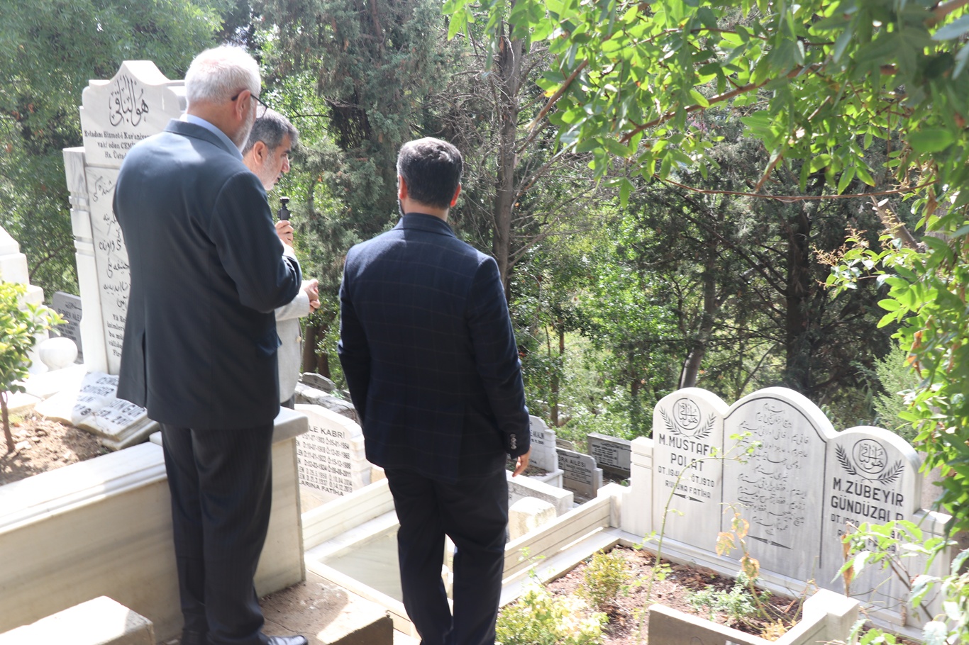 HÜDA PAR'dan yetkililere çağrı: Pierre Loti yeniden aslına döndürülerek "İdris Tepesi" olsun