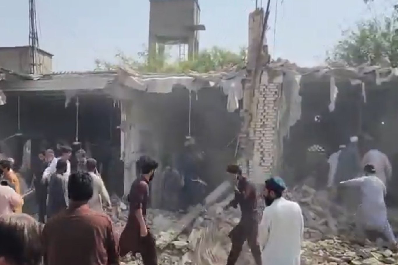 Li Pakistanê li ser mizgeftê êrîş: 11 mirî