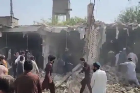 Li Pakistanê li ser mizgeftê êrîş: 11 mirî