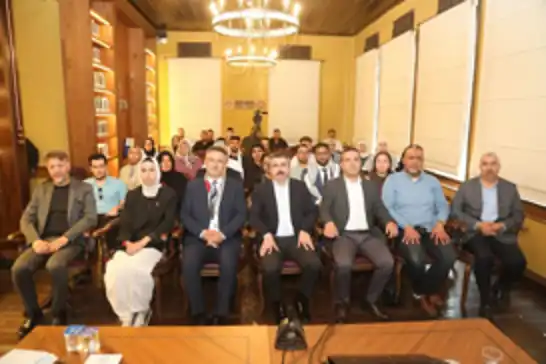 غزة تكافح لمواصلة التعليم الجامعي وسط الدمار والحرب