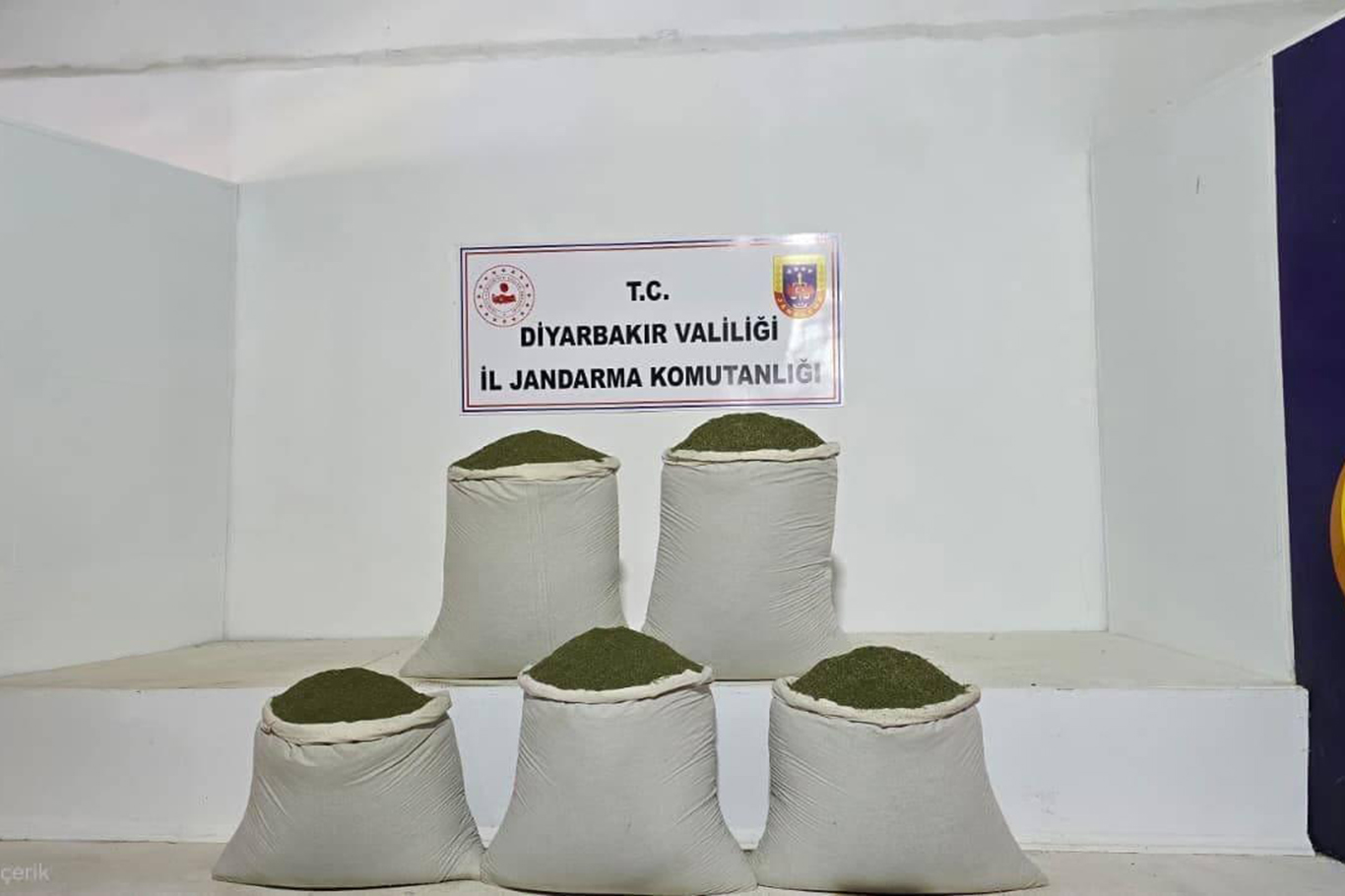 Diyarbakır'da 130 kilogram uyuşturucu ele geçirildi