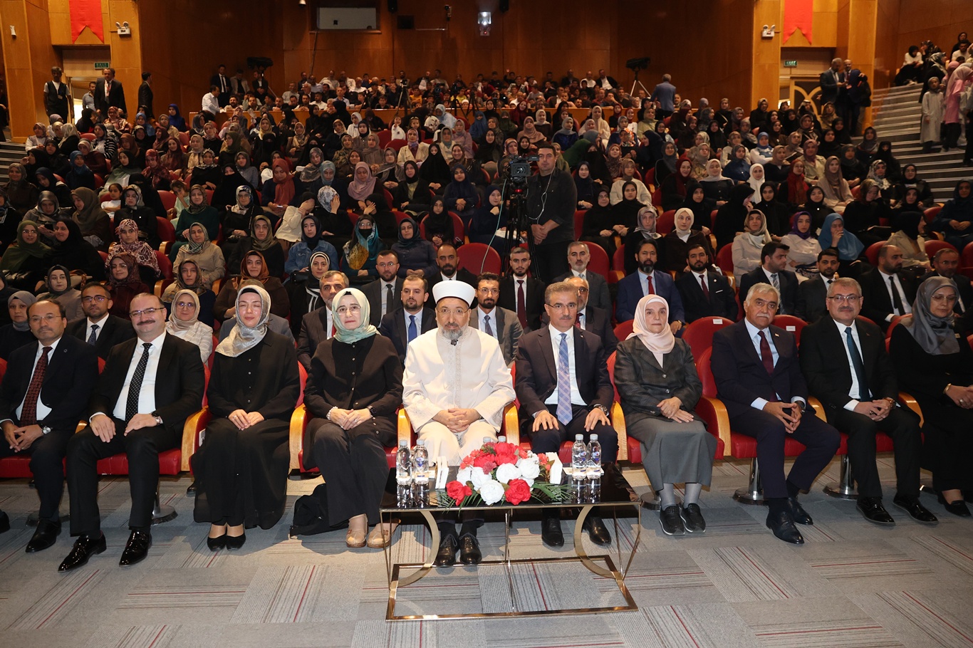 Arpaguş: Kur'an ikliminden istifade etmenin yolu samimi bir kalple ona yönelmektir