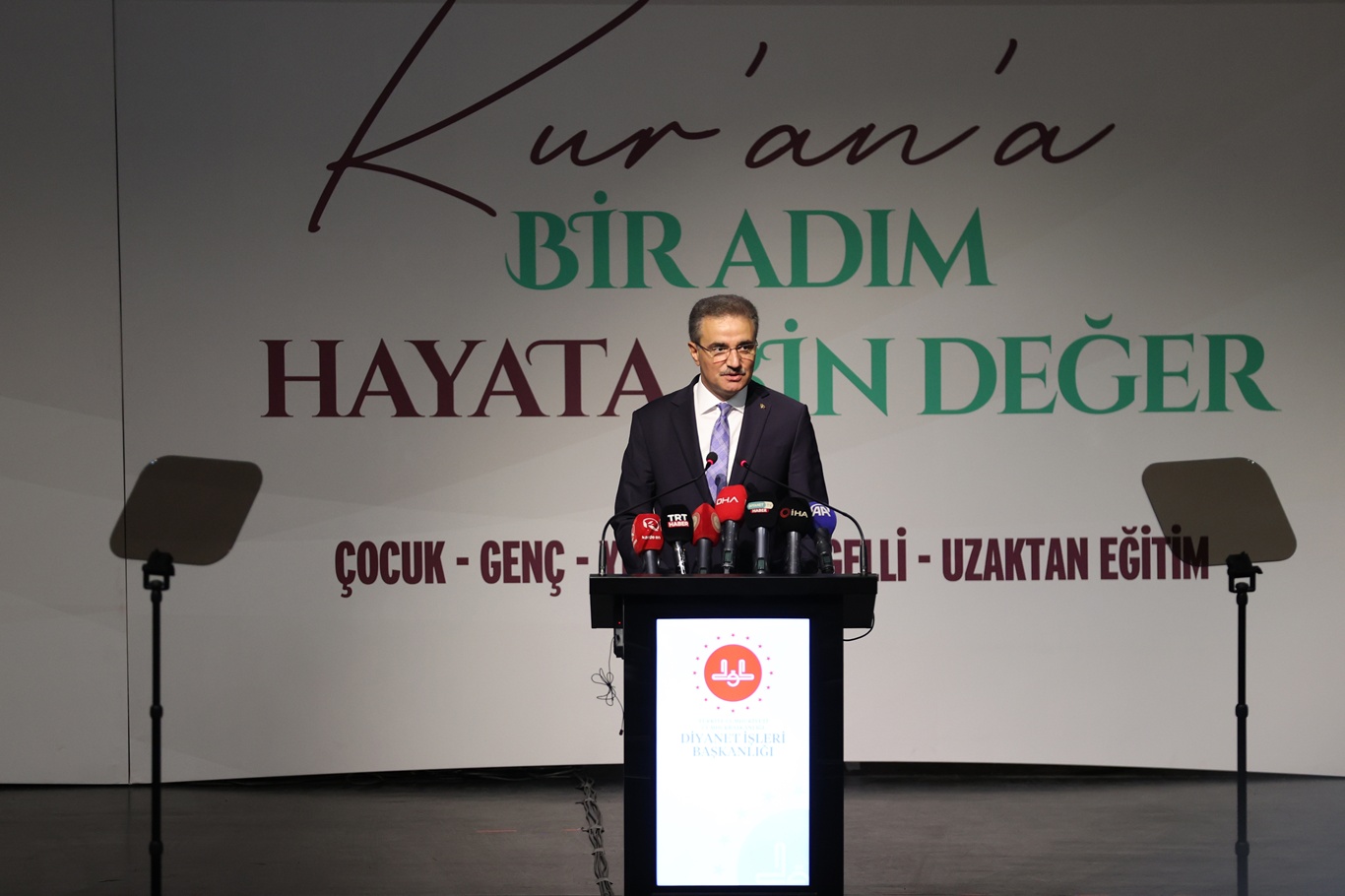 Arpaguş: Kur'an ikliminden istifade etmenin yolu samimi bir kalple ona yönelmektir