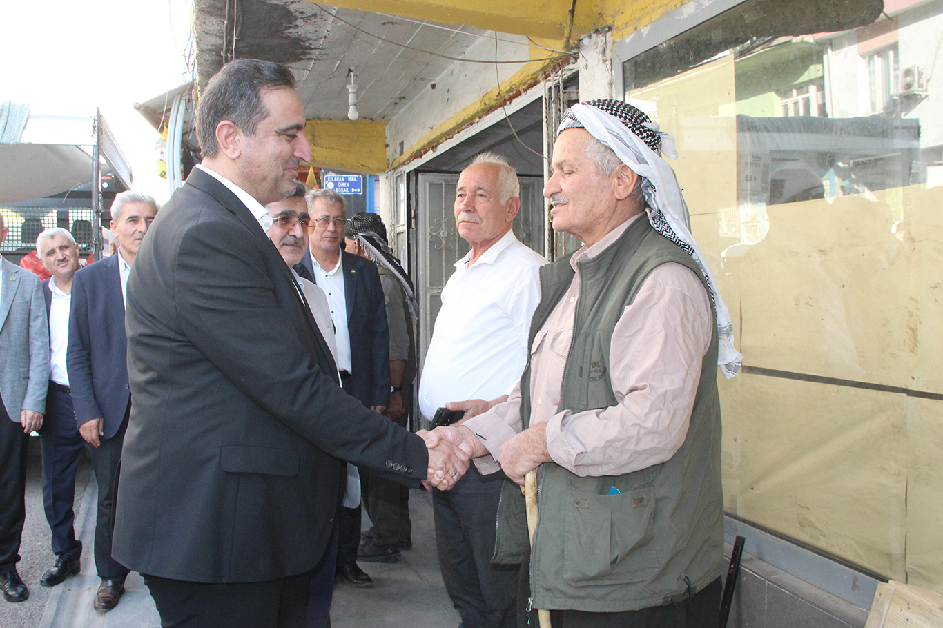 HÜDA PAR MİLLETVEKİLİ SERKAN RAMANLI, ULUDERE'DE ESNAFLARI ZİYARET ETTİ