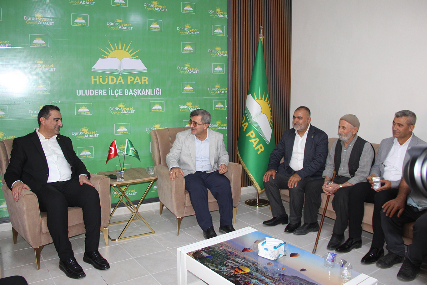 HÜDA PAR ULUDERE İLÇE BAŞKANLIĞI TEŞKİLAT BİNASI DÜZENLENEN TÖRENLE AÇILDI