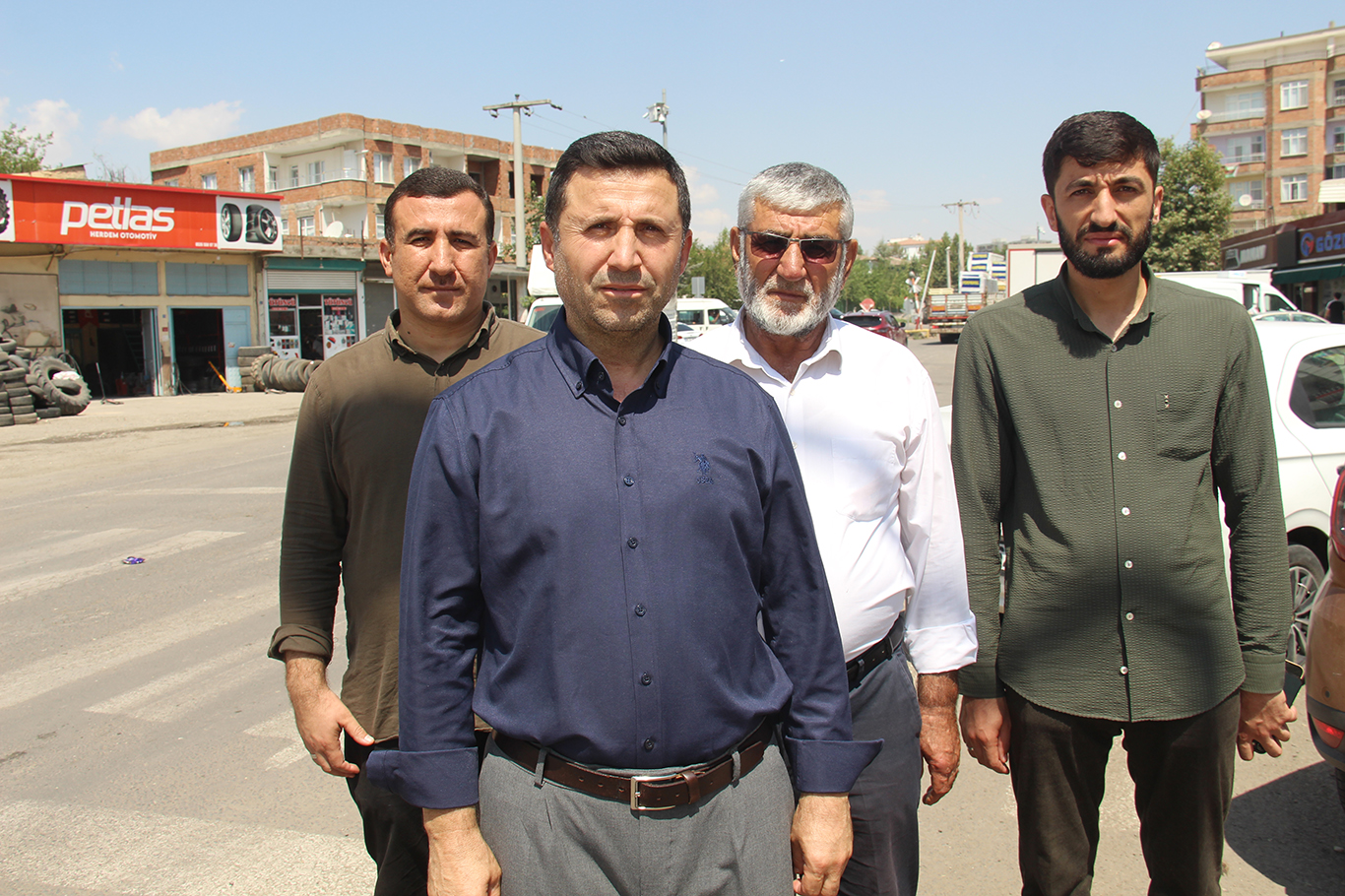 HÜDA PAR’dan Bismil’de ulaşım güvenliği çağrısı: Bu caddede yayalar her gün hayati tehlikeyle karşı karşıya
