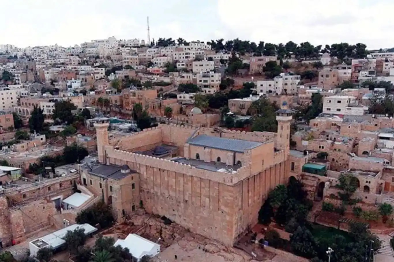 إغلاق الحرم الإبراهيمي للمرة الثانية خلال أيام بحجة الأعياد اليهودية