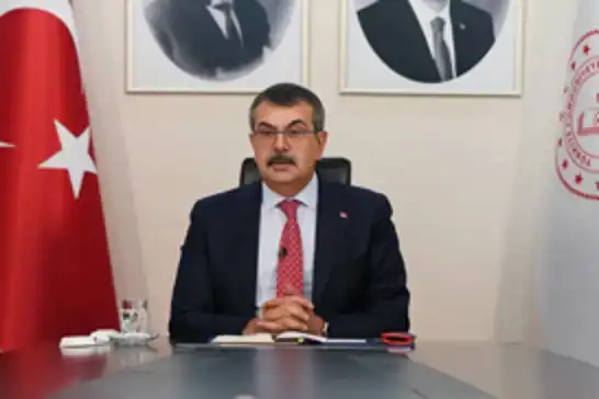 Bakan Tekin'den ara tatil açıklaması: Bayramlara göre düzenleme yapılacak