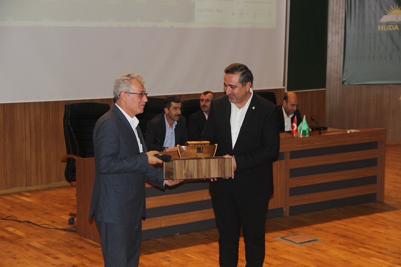 HÜDA PAR Sözcüsü Ramanlı: Seçimden sonra rakibimiz de seçilse bizim için rekabet değil yardımlaşma vardır