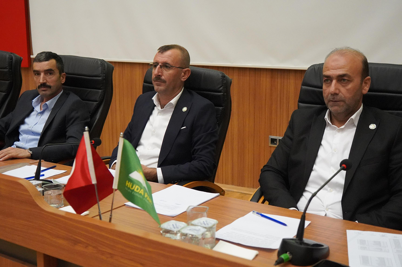 BATMAN MİLLETVEKİLİ RAMANLI: "SEÇİM BİTER, BİZİM İÇİN REKABET DEĞİL YARDIMLAŞMA BAŞLAR"