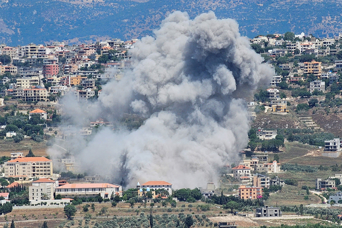Rejîma îşxalker başûrê Lubnanê bombebaran kir